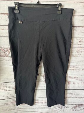 Alfani Petite Black Capri Leggings